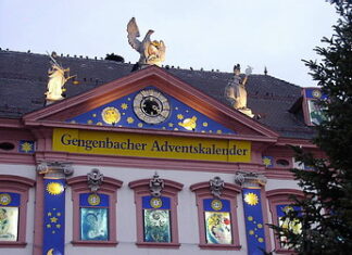 Adventskalender erstrahlt wieder in vollem Glanz