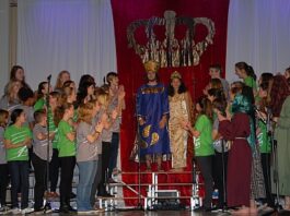 Musical „Esther – Die Königin“ vom Adonia-Chor perfekt aufgeführt