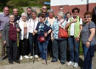 Jahrgang 44/45 hält bei Wanderung Rückschau auf 70er Fest