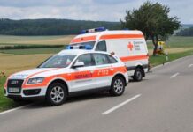 Motorrollerfahrerin gestürzt