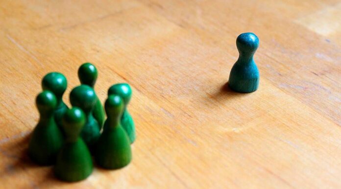 Mobbing am Arbeitsplatz: Anonymes Angebot für Betroffene